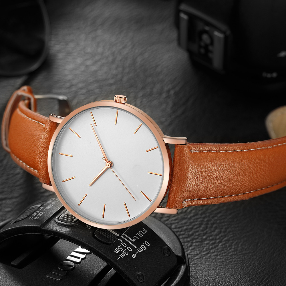 Eenvoudige Stijl Analoog Quart - Luxury Watch Magazine recensie en prijs